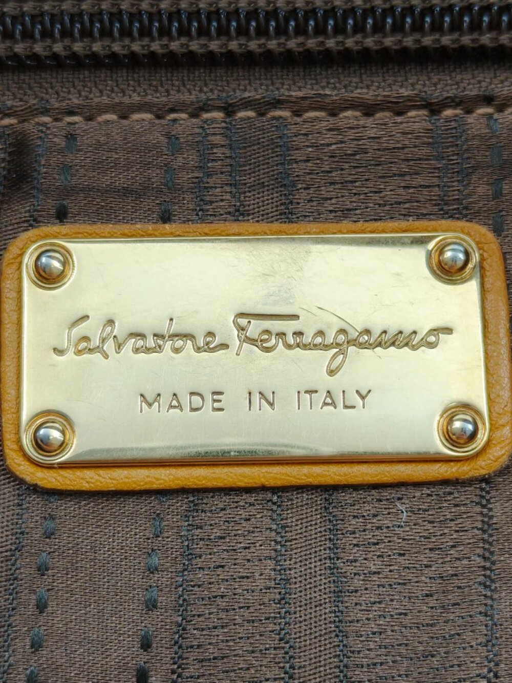 Salvatore Ferragamo Tan Leather Gancini Shoulder Hobo Bag Gold Hardware Italy - Picture 11 of 14